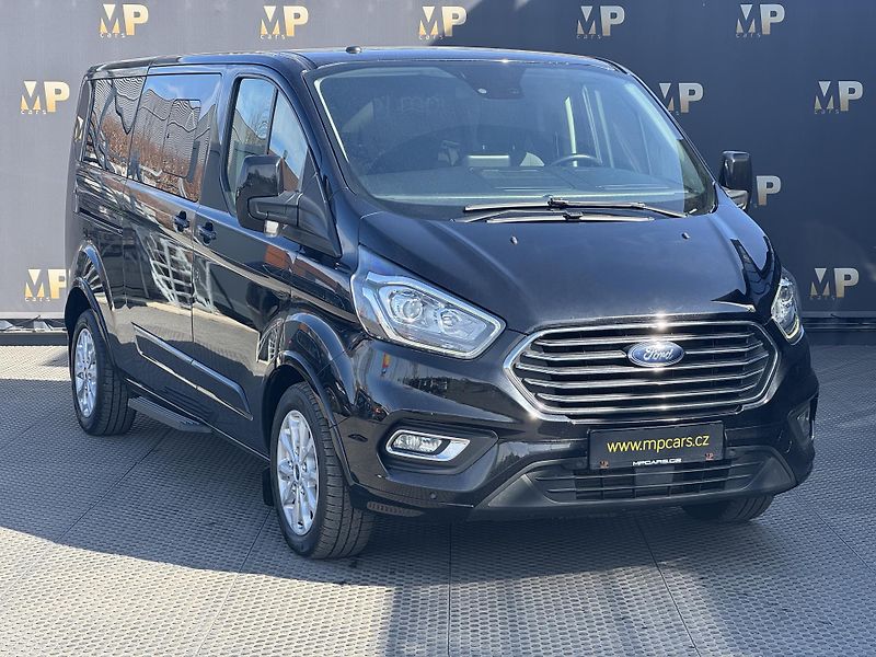 Ford Tourneo Custom (2019) 2.0 TDCi Titanium X, L2, DPH   - fotka 3 z 38