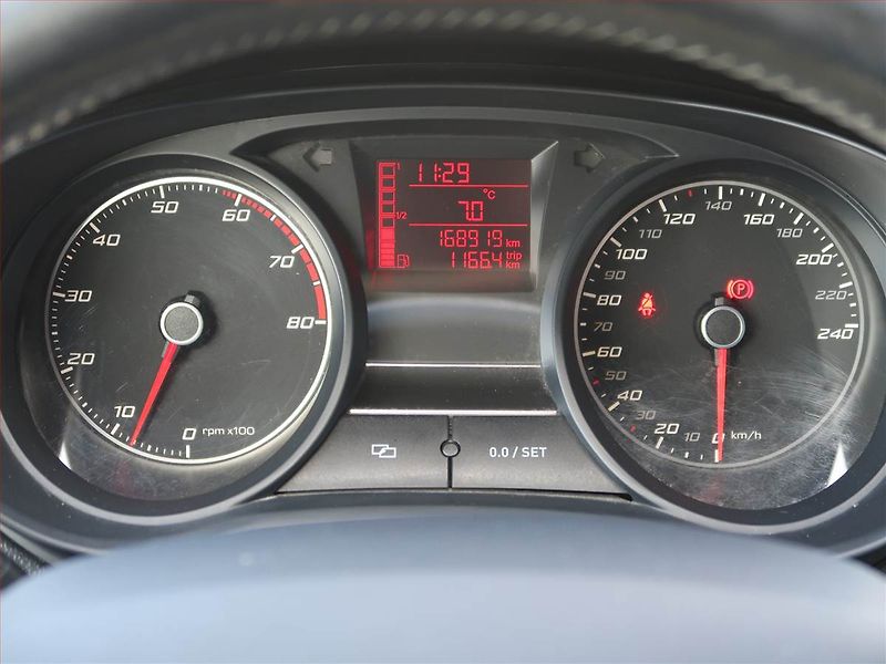 Seat Ibiza (2012) 1.4 16V, po STK - fotka 11 z 16