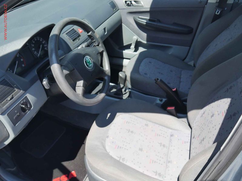 Škoda Fabia (2003) 1.2HTP, ČR - fotka 9 z 13