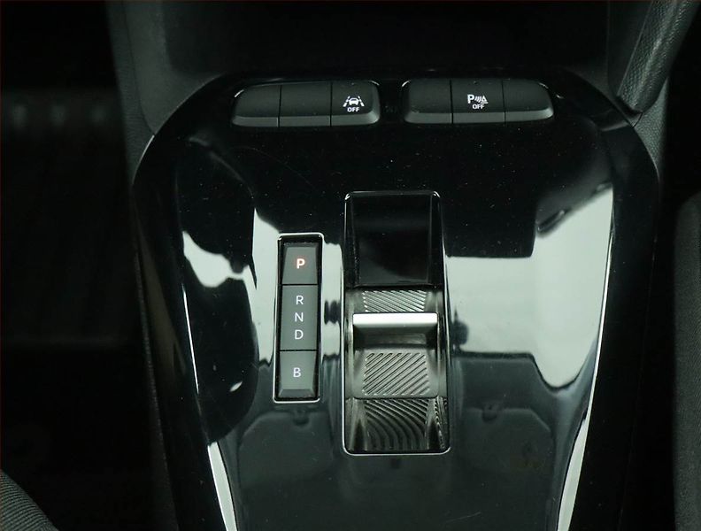 Opel Corsa (2023) Elegance 50 kWh, SoH 100% - fotka 13 z 19