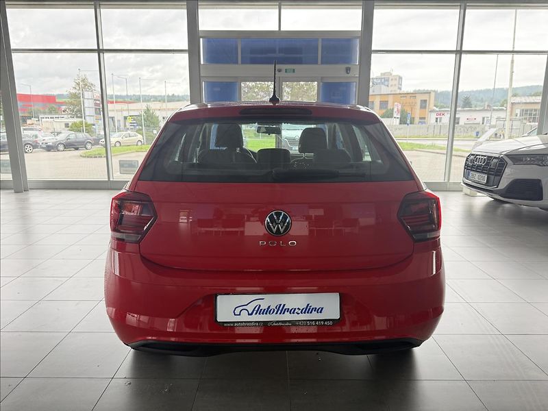 Volkswagen Polo 1,0   MPI 59kW,SERVISKA,1.MAJ - fotka 5 z 22