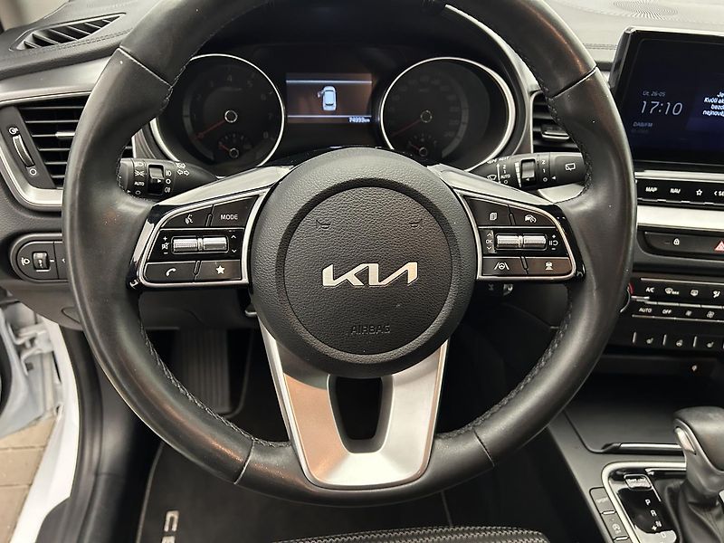 Kia Ceed 1.5 T- GDI TOP - fotka 8 z 23