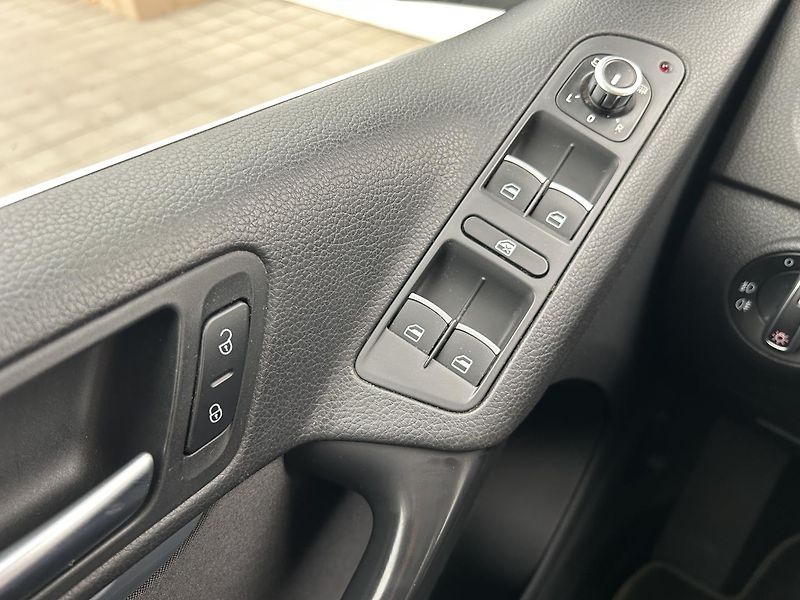 Volkswagen Tiguan 2.0 TDI 4x4 CUP - fotka 18 z 26