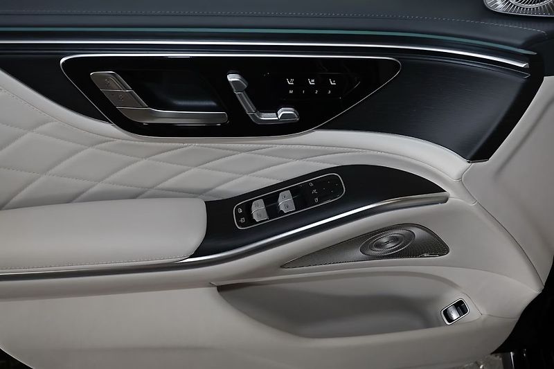 Mercedes-Benz Třídy S (2026) 450 d 4MATIC AMG, Burmester 4D - fotka 7 z 19