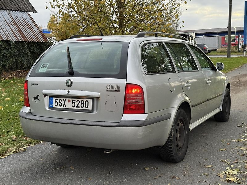 Škoda Octavia (2001) I 1.9 TDi 66kw RV 2001 kombi - fotka 5 z 15