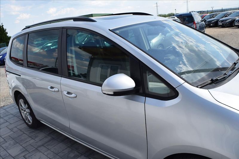 Seat Alhambra 2,0 TDI 100KW 7MÍST TOP VÝBAVA - fotka 9 z 50