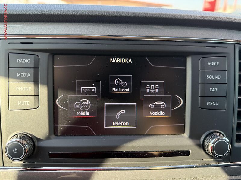 Seat Leon (2014) 2.0 TDi, FR, LED - fotka 15 z 18