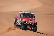 Účastníci Rallye Dakar zdolávají obrovské duny