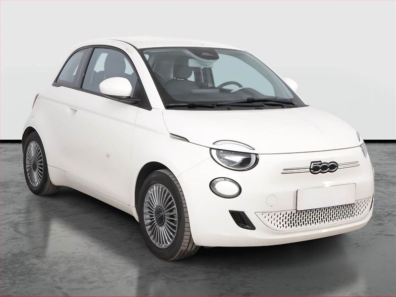 Fiat 500e (2023) 42 kWh, SoH 94% - fotka 1 z 18