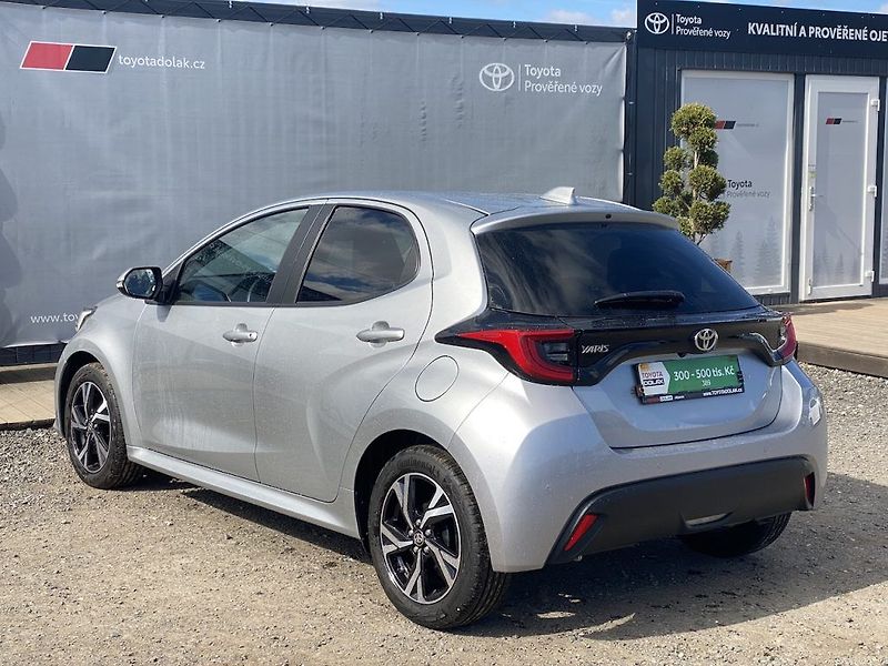 Toyota Yaris 1.5i, ČR-2m, Style, záruka - fotka 5 z 30