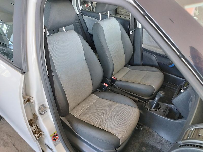Škoda Fabia (2008) 1,2I,44KW,KLIMA,CD,NOVÁ STK - fotka 14 z 24