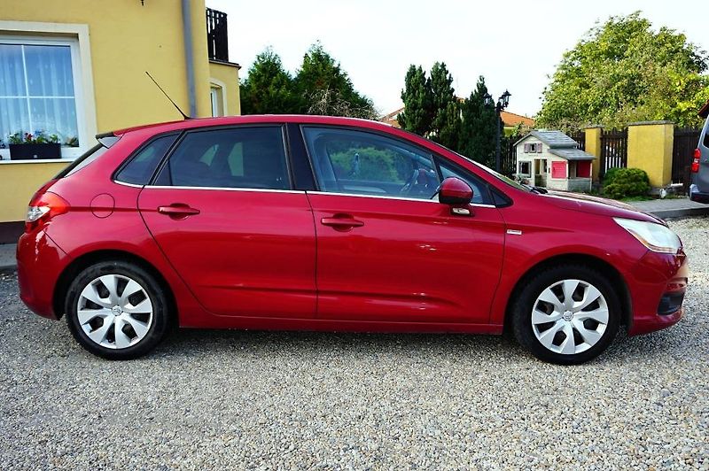 Citroën C4 (2012) 1,6 VTI 88 kW - fotka 3 z 26