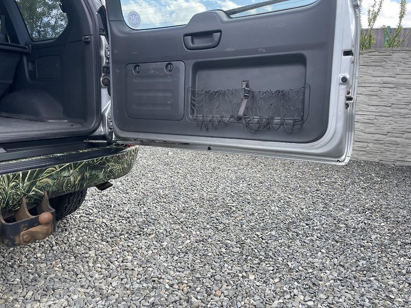 Toyota Land Cruiser 3.0TD 4x4 170PS AUT VÝBAVA !!! - fotka 124 z 180