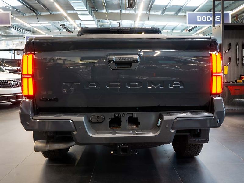 Toyota Tacoma (2024) 2.4 Off-Road Premium 4x4 - fotka 5 z 38