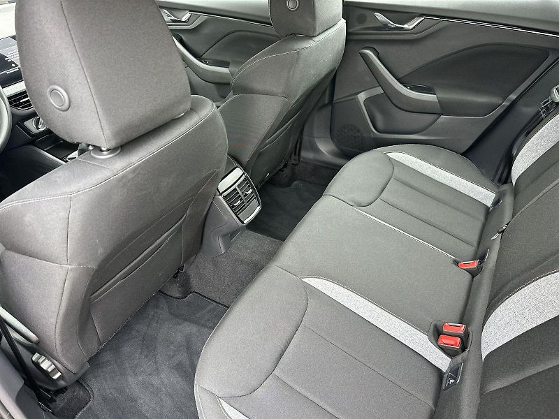 Škoda Kamiq (2025) 1.0 TSI Selection - fotka 7 z 31