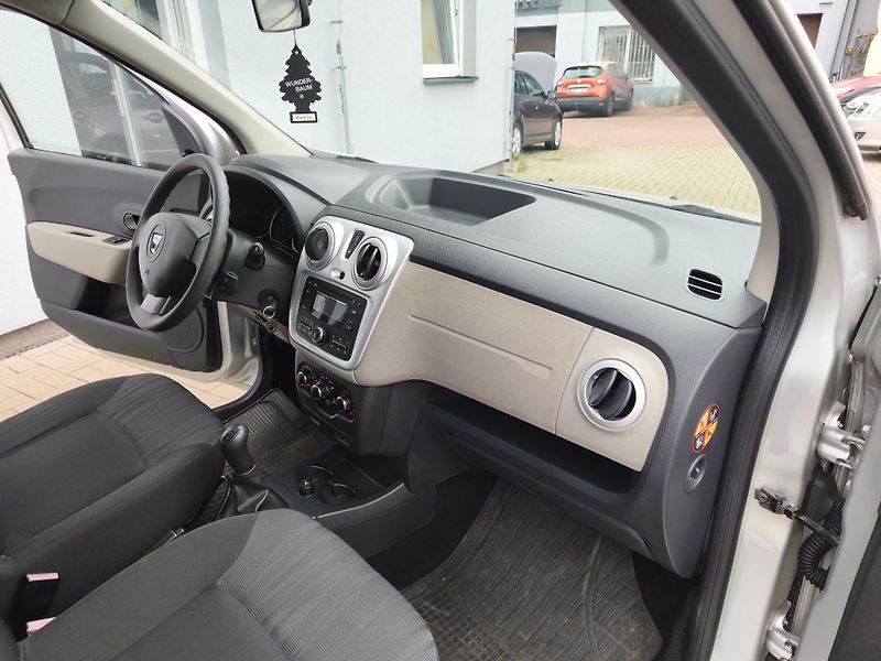 Dacia Lodgy (2013) 1,2TCe-85kW - fotka 20 z 22