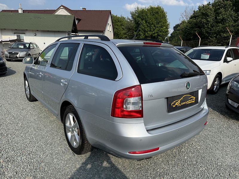 Škoda Octavia 1.4 TSI FAMILY - fotka 4 z 13