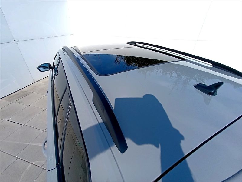 Škoda Superb 2,0 TDi DSG 4x4 Tažné 1maj.,ČR - fotka 45 z 46