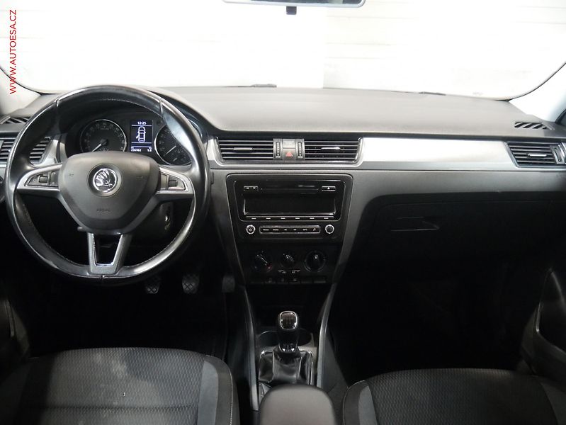 Škoda Rapid (2014) 1.6 TDi, ČR, Ambition - fotka 8 z 15