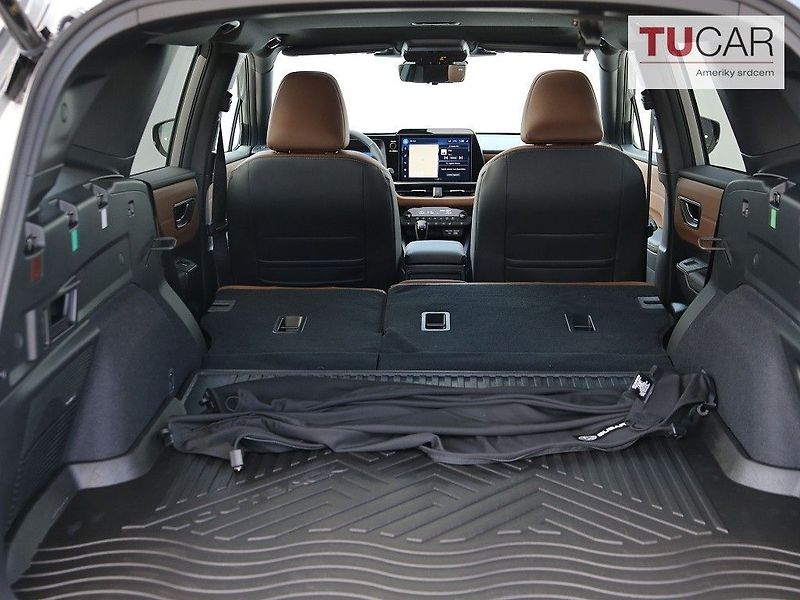 Subaru Outback 2026 260 Koní automat NOVÝ MOD - fotka 43 z 49