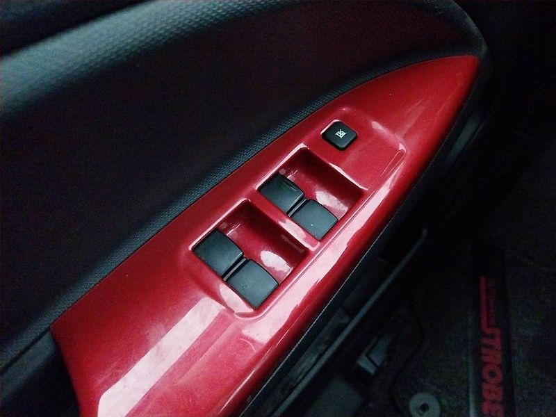 Mitsubishi Space Star (2015) 1.2 MIVEC, Vyhř. sedaček - fotka 16 z 16