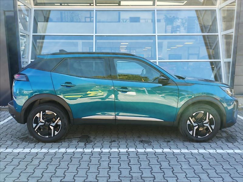 Peugeot 2008 (2026) 1.2 ALLURE Hybrid 110 e-DCS6 - fotka 4 z 18