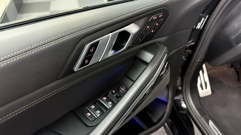 BMW X6 M60i / ZÁRUKA / TAŽNÉ  - fotka 41 z 70