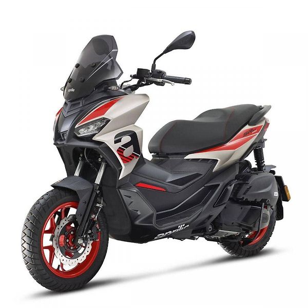 Aprilia SR GT 200 (2026) Sport, 0% navýšení - fotka 3 z 9