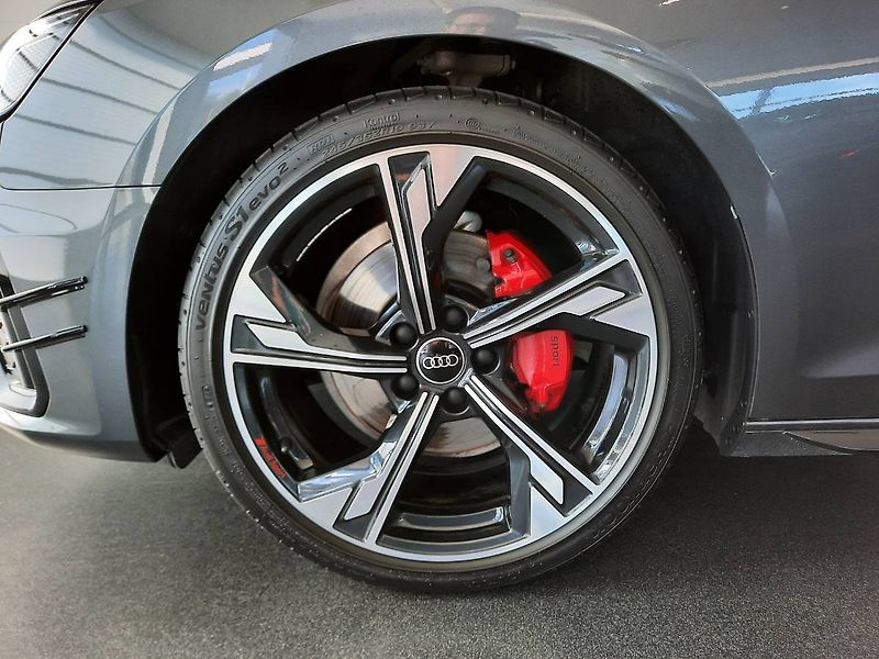 Audi A4 (2024) Avant 40 TDI quattro (150kW/20 - fotka 27 z 28