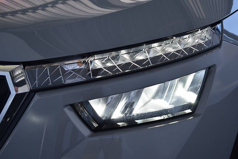 Škoda Kamiq (2022) 1.0TSI 81kW záruka - fotka 22 z 23