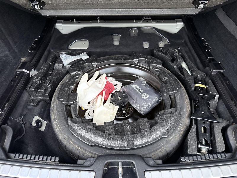 Volvo V60 CrossCountry D4 AWD // 4x4 - fotka 17 z 43