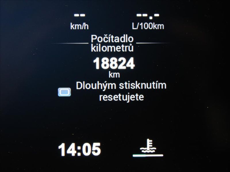 MG HS 1,5 TGI AT Exclusive 18tkm.ČR - fotka 27 z 27