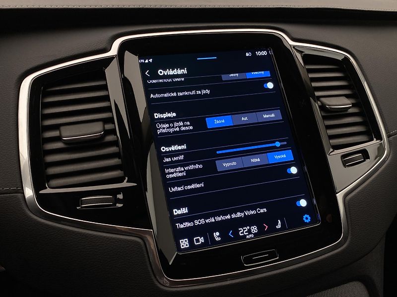 Volvo XC90 B5 AWD DARK PLUS AUT REZERVACE - fotka 44 z 49