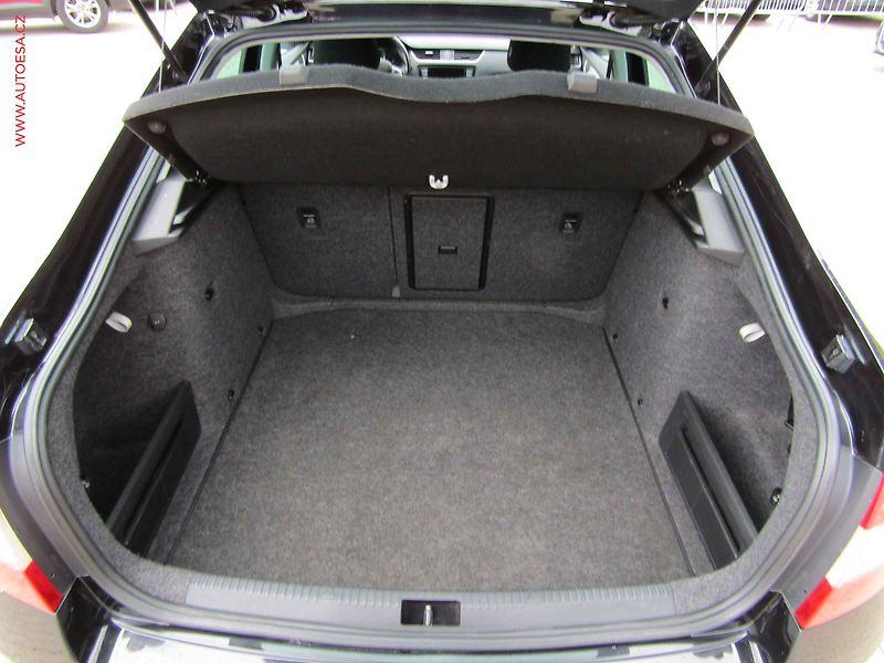 Škoda Octavia (2014) 2.0TDi, ČR, DSG, bixen, navi - fotka 7 z 18