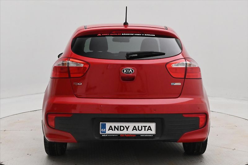 Kia Rio 1,4 CVVT 80kW KLIMA Manuál Zár - fotka 6 z 29