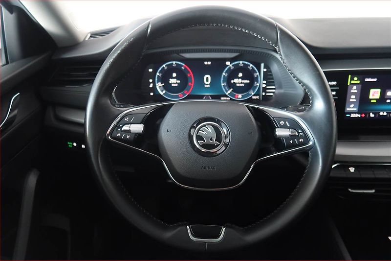 Škoda Octavia (2022) Ambition 2.0 TDI, ČR,1.maj - fotka 15 z 18
