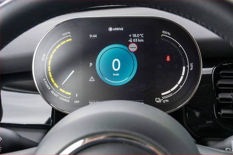 Mini Ostatní (2021) Cooper SE 32 kWh, SoH 100% - fotka 9 z 19
