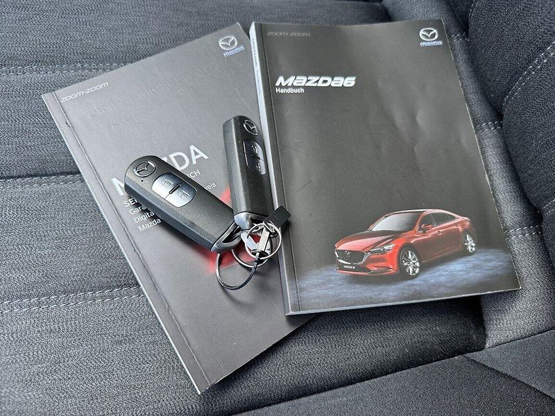 Mazda 6 (2019) 2.0i G-165 LED ACC Navi Blis - fotka 27 z 49