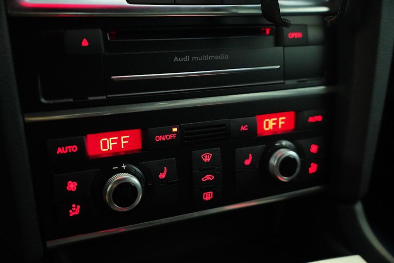 Audi Q7 - fotka 22 z 27