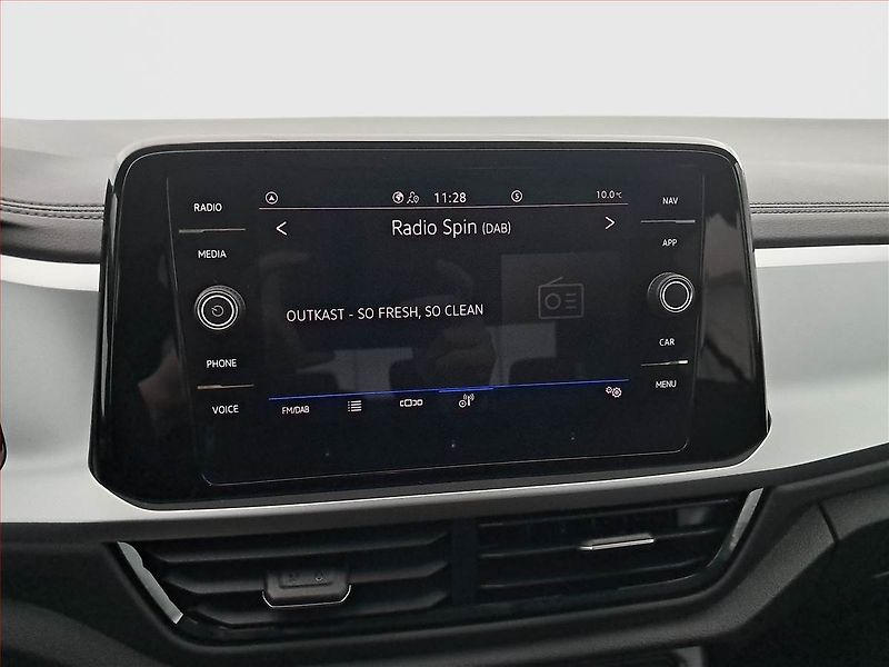 Volkswagen T-Roc (2025) 1.5 TSI - fotka 12 z 20