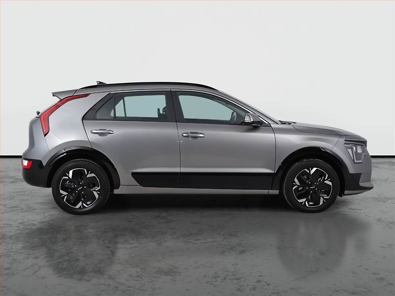 Kia Niro (2023) EV, SoH 100% - fotka 6 z 26