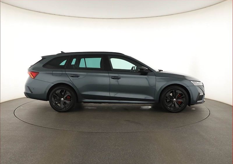Škoda Octavia (2021) RS 1.4 TSI iV - fotka 6 z 22