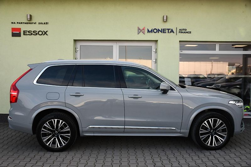 Volvo XC90 T8 AWD RECHARGE 7MÍST 1M  - fotka 12 z 38