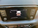Škoda Kamiq (2022) 1.0 TSI 70 kW LED manuál - náhled 14