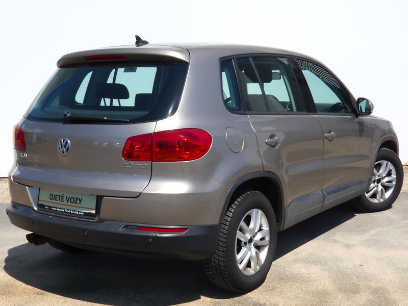 Volkswagen Tiguan (2014) 2,0 TDI BMT 103KW - fotka 2 z 29