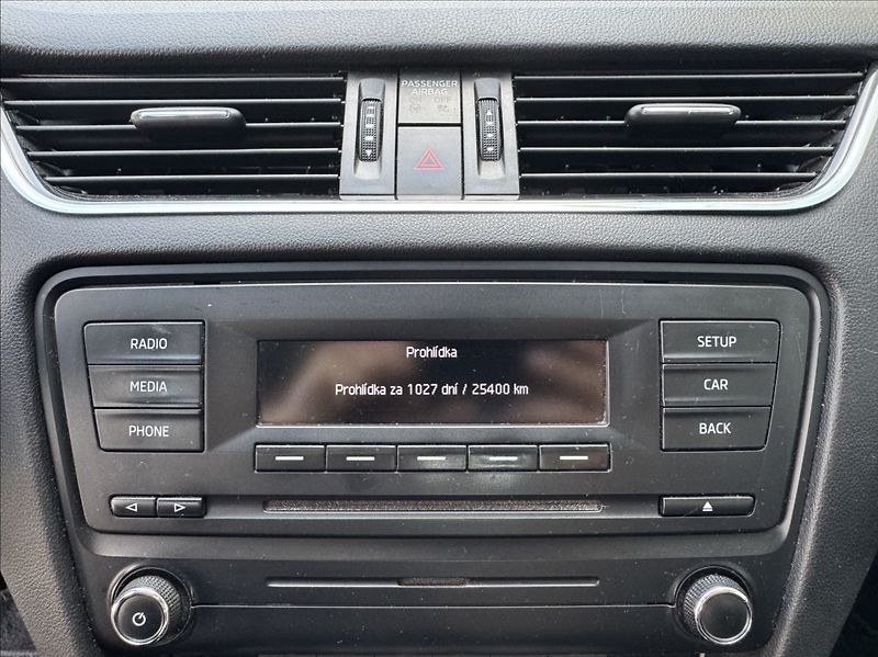 Škoda Octavia 1,6 TDI 77kW původ ČR - fotka 43 z 50