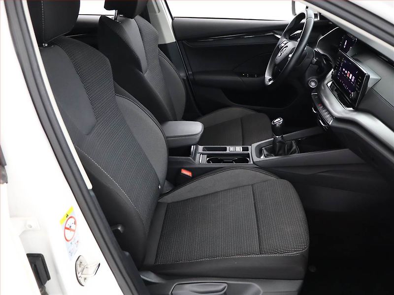 Škoda Octavia (2022) Ambition 1.5 TSI - fotka 7 z 18