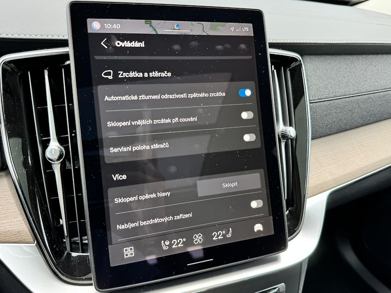 Volvo XC90 T8 AWD PLUS BRIGHT/ 360 / kola - fotka 58 z 62