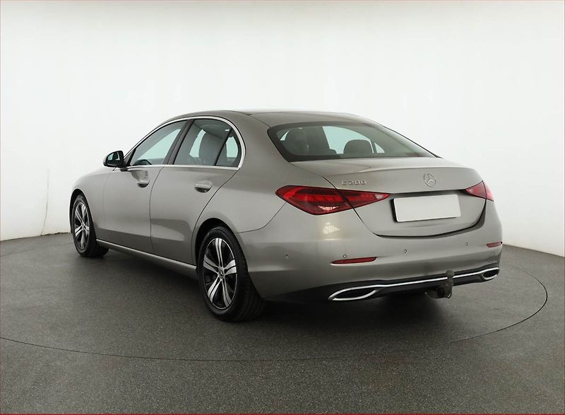 Mercedes-Benz Třídy C (2022) C 200 - fotka 4 z 21