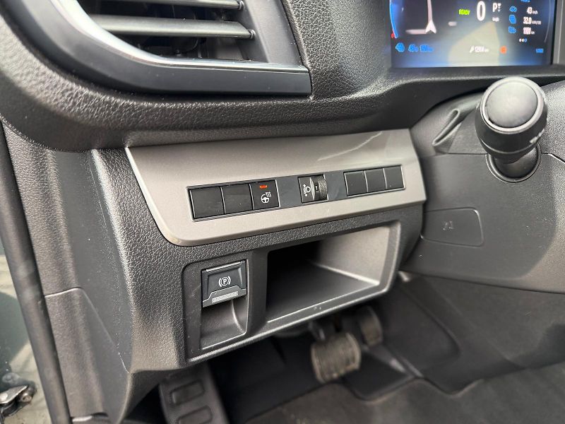 Toyota ProAce Verso BEV 75kWh Business Comfort L2 - fotka 13 z 29